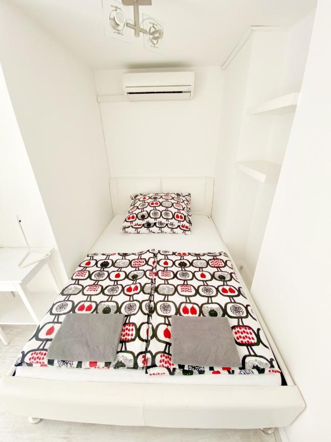 Loft With Rooftop And Free Parking In Garage Будапеща Екстериор снимка